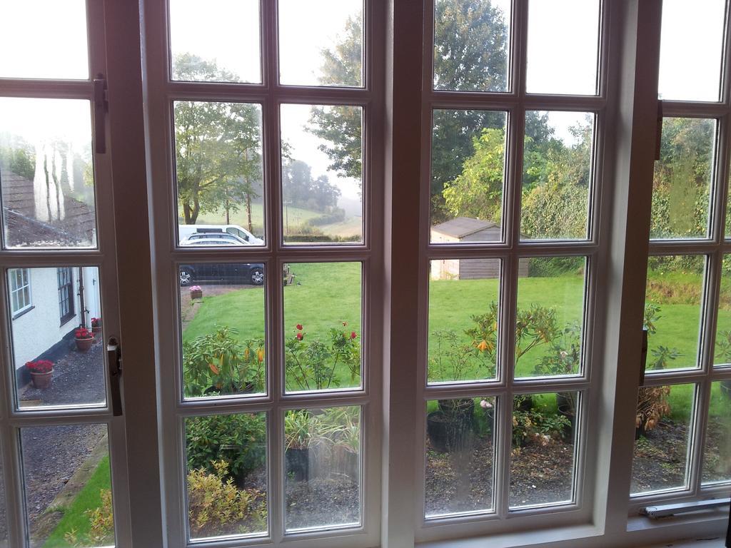 Brambles Bed And Breakfast Tiverton  Exterior foto