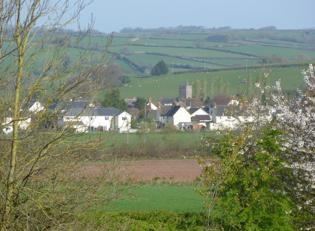 Brambles Bed And Breakfast Tiverton  Exterior foto